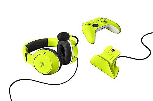 Razer Essential Duo Bundle for Xbox -Auriculares con Cable y Cargador rápido para mandos de Xbox (Diafragmas de 50 mm